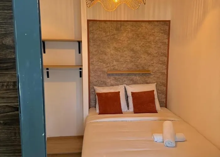Apartment Nid Azureen - A Deux Pas De La Plage, 6p Saint-Laurent-du-Var